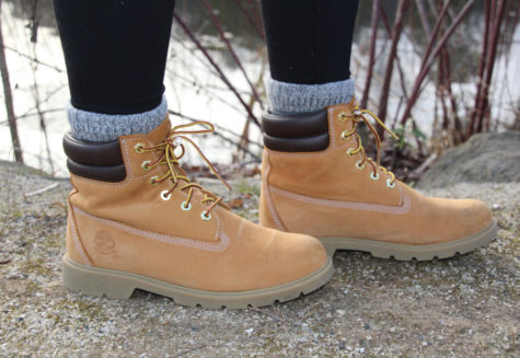 A picture of light brown timberland boots. 