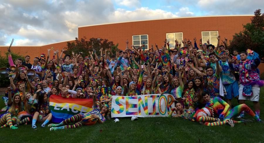 Senior+class+of++2016++on+the+day+of+color+wars.